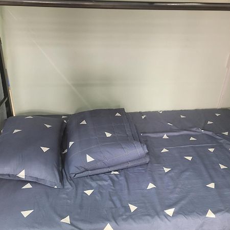 Sen Alley Dormitory Хошимин Экстерьер фото